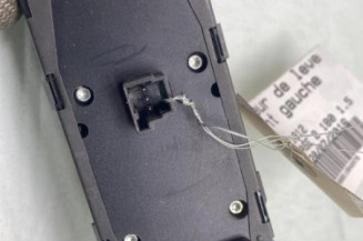 Interrupteur de leve vitre avant gauche MERCEDES CLASSE A 176