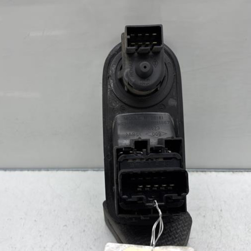 Interrupteur de leve vitre avant gauche RENAULT TRAFIC 2 Photo n°4