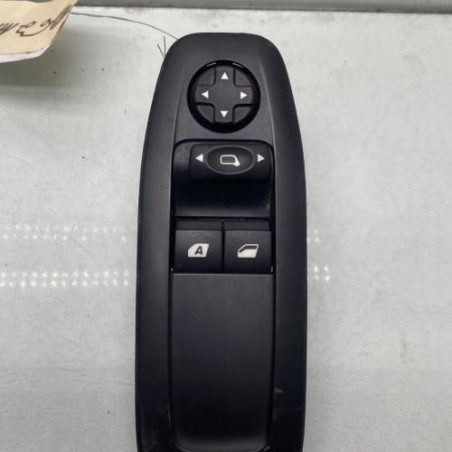 Interrupteur de leve vitre avant gauche PEUGEOT 2008 1 Photo n°1