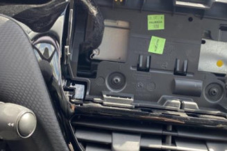 Interrupteur de leve vitre avant gauche PEUGEOT 2008 1