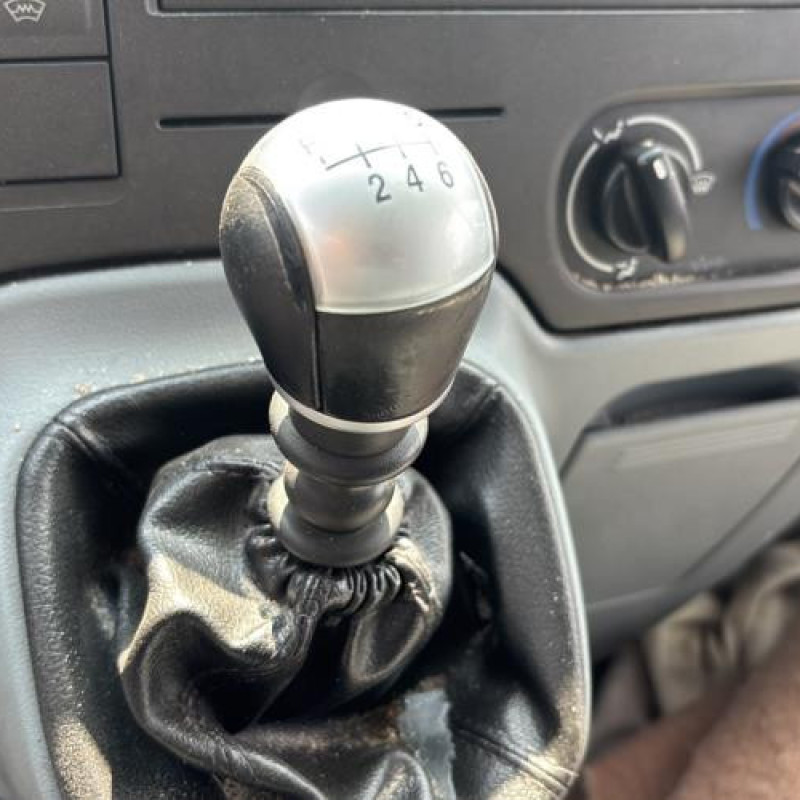Trappe d'essence FORD TRANSIT 4 Photo n°20