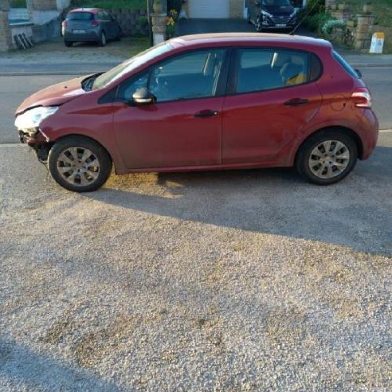 Aile avant gauche PEUGEOT 208 1 Photo n°8