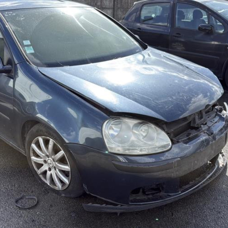 Aile avant droit VOLKSWAGEN GOLF 5 Photo n°8