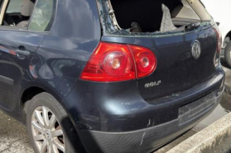 Aile avant droit VOLKSWAGEN GOLF 5