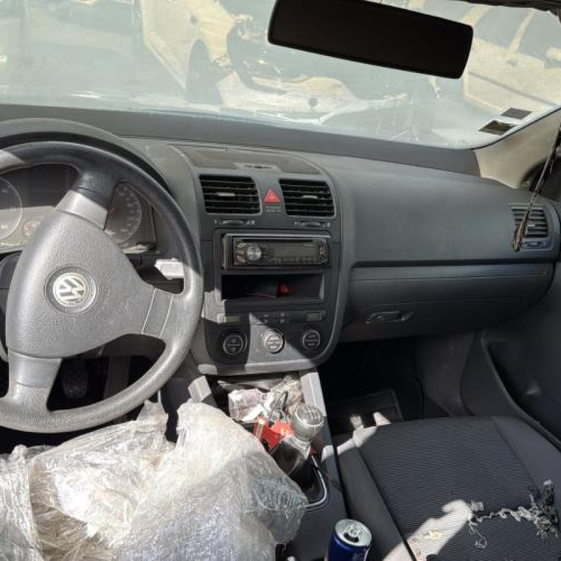 Aile avant droit VOLKSWAGEN GOLF 5 Photo n°11