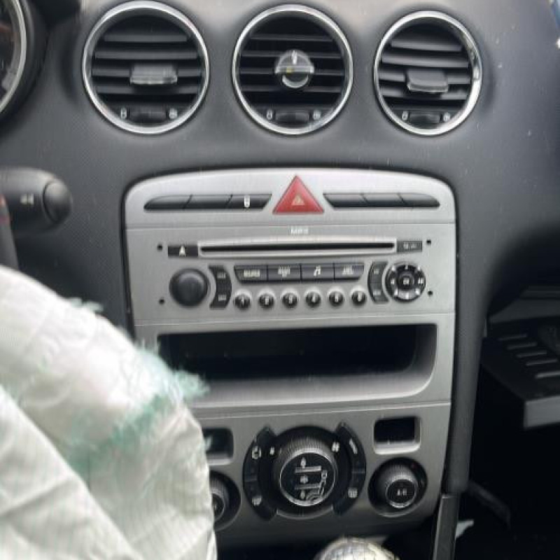 Pare boue arriere droit PEUGEOT 308 1 SW Photo n°11