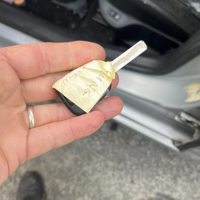 Pare boue arriere droit PEUGEOT 308 1 SW Photo n°12