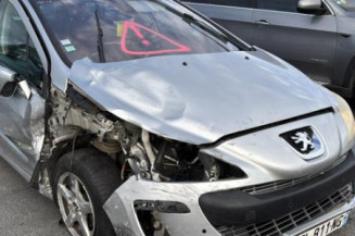 Pare boue arriere droit PEUGEOT 308 1 SW