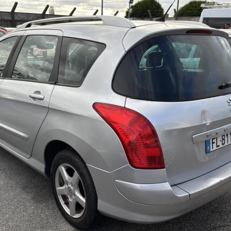 Pare boue arriere droit PEUGEOT 308 1 SW Photo n°16