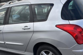 Pare boue arriere droit PEUGEOT 308 1 SW