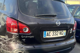 Pare boue arriere droit NISSAN QASHQAI 1