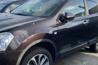 Pare boue arriere droit NISSAN QASHQAI 1