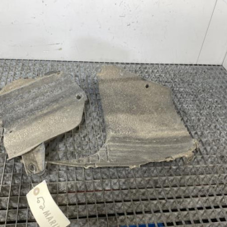 Pare boue arriere droit NISSAN QASHQAI 1