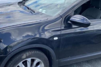 Pare boue arriere droit NISSAN QASHQAI 1