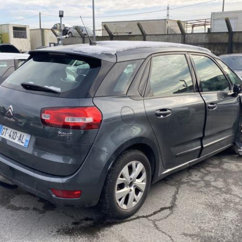 Pare boue arriere gauche CITROEN C4 PICASSO 2 Photo n°7