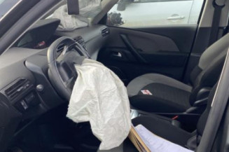 Pare boue arriere gauche CITROEN C4 PICASSO 2