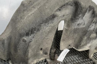 Pare boue arriere droit PEUGEOT 1007