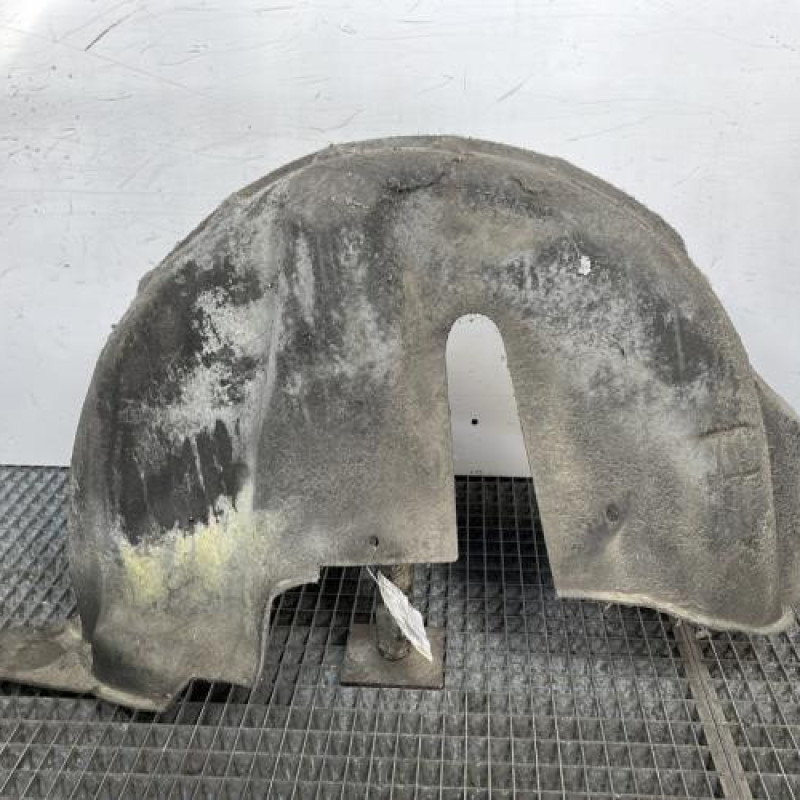 Pare boue arriere gauche PEUGEOT 1007 Photo n°1