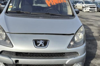 Pare boue arriere gauche PEUGEOT 1007