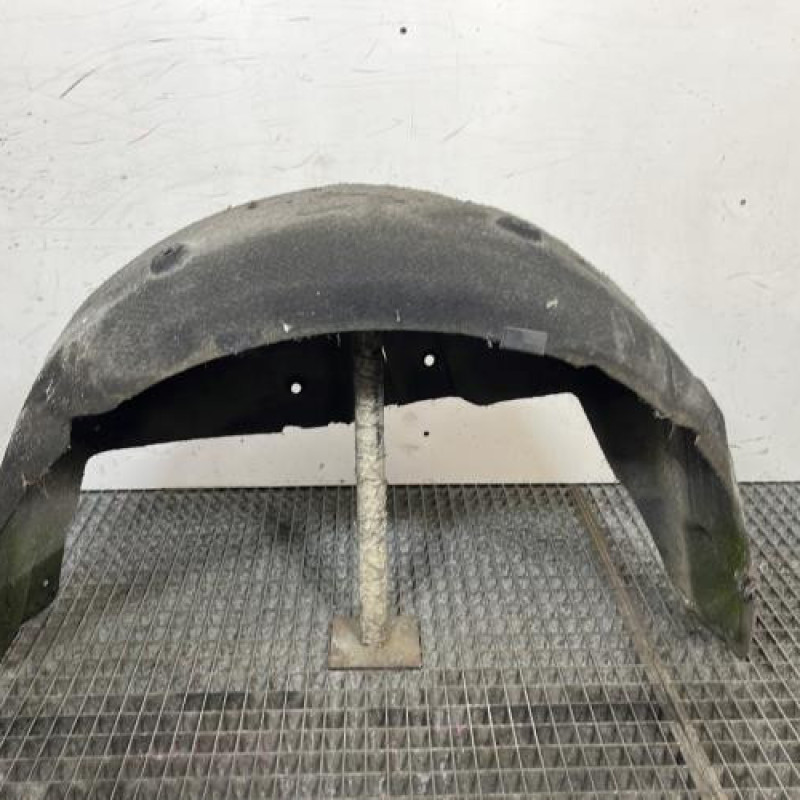 Pare boue arriere droit MERCEDES CLASSE B 245 Photo n°1