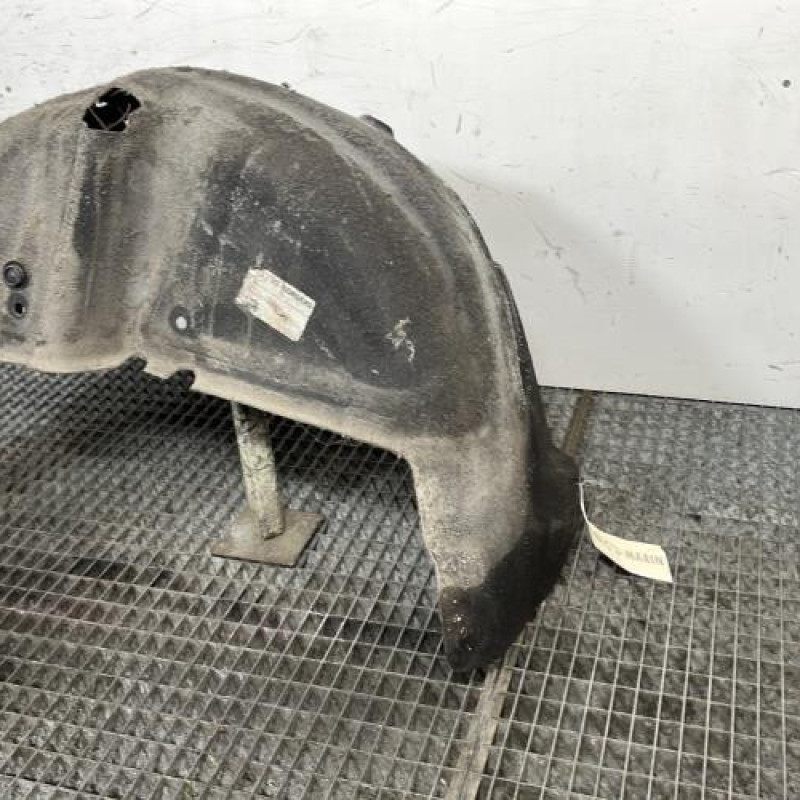 Pare boue arriere droit MERCEDES CLASSE B 245 Photo n°3