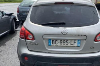 Pare boue arriere droit NISSAN QASHQAI 1