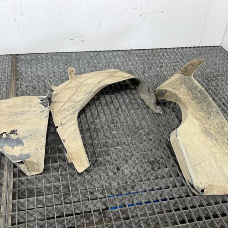 Pare boue arriere droit NISSAN QASHQAI 1 Photo n°2