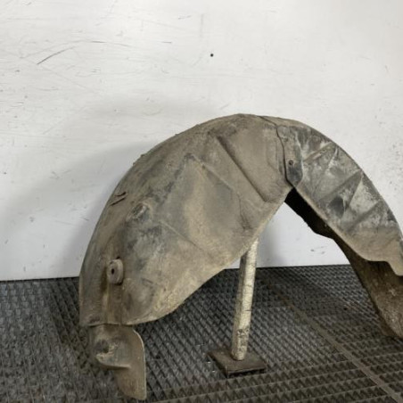 Pare boue arriere droit RENAULT SCENIC 3