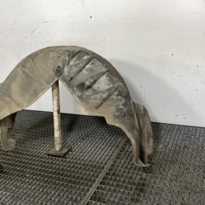 Pare boue arriere droit RENAULT SCENIC 3 Photo n°3