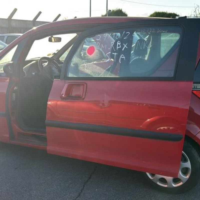 Pare boue arriere droit PEUGEOT 1007 Photo n°11