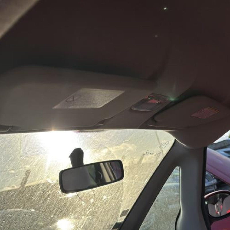 Pare boue arriere droit PEUGEOT 1007 Photo n°14