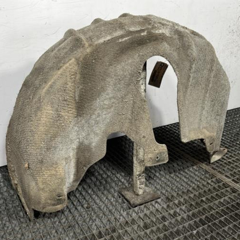 Pare boue arriere droit VOLKSWAGEN GOLF 6 Photo n°2