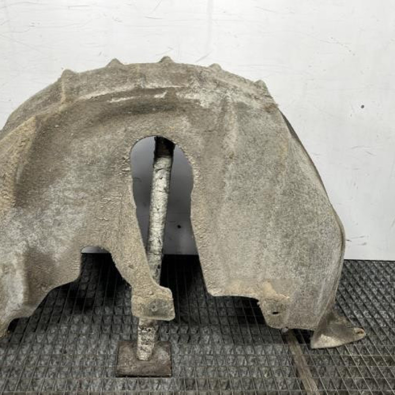 Pare boue arriere droit VOLKSWAGEN GOLF 6 Photo n°3