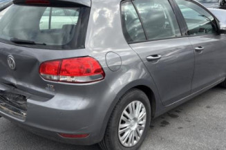 Pare boue arriere droit VOLKSWAGEN GOLF 6