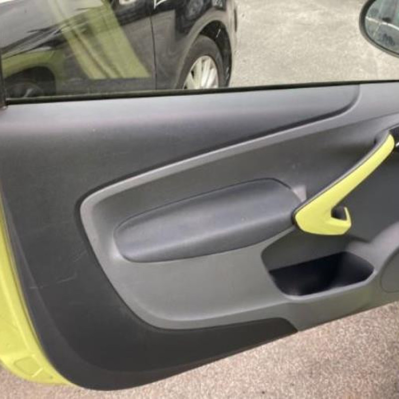 Pare boue arriere droit FORD KA 2 Photo n°13