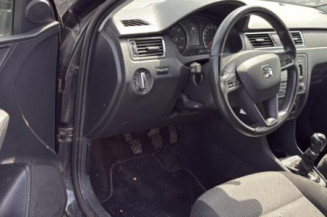 Pare boue arriere droit SEAT TOLEDO 4