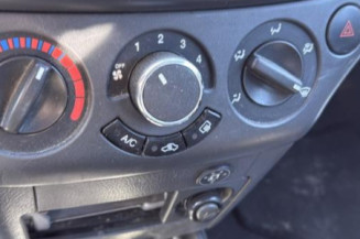 Pare boue arriere droit CHEVROLET AVEO 1