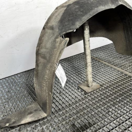 Pare boue arriere droit RENAULT SCENIC 1