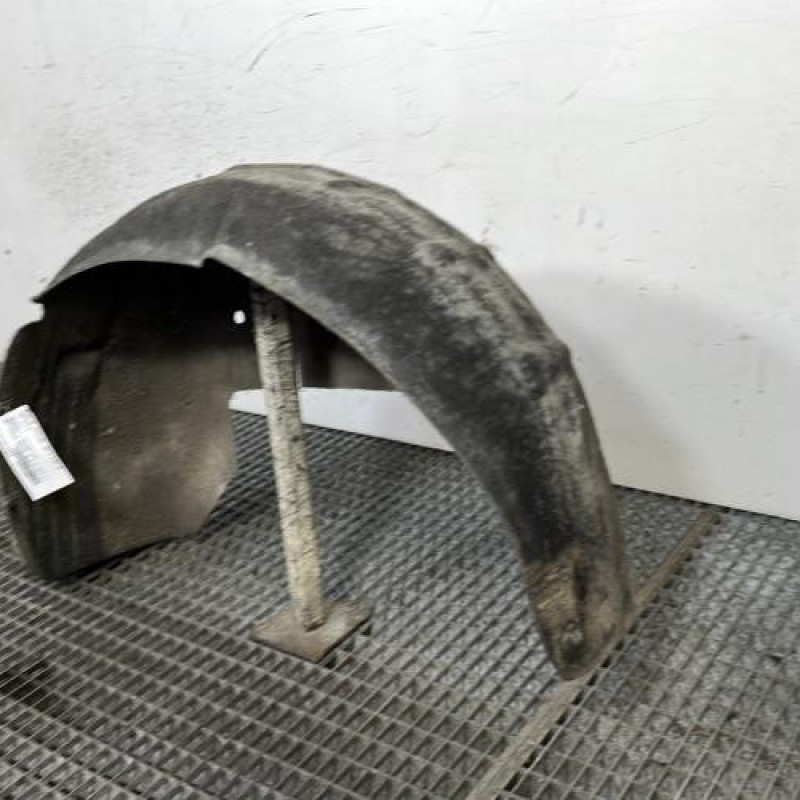 Pare boue arriere droit RENAULT SCENIC 1 Photo n°3