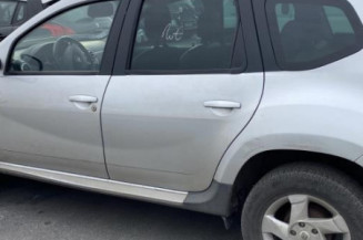 Pare boue arriere gauche DACIA DUSTER 1