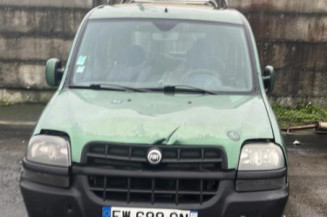 Pare boue avant gauche FIAT DOBLO 1