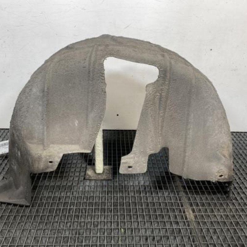 Pare boue arriere gauche VOLKSWAGEN SCIROCCO 3 Photo n°1