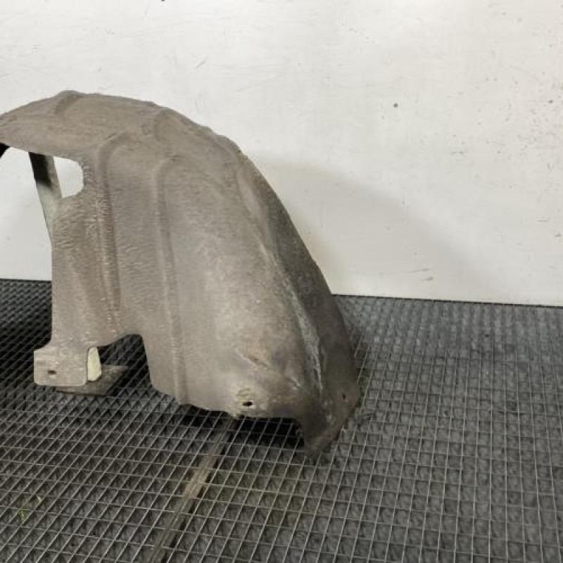 Pare boue arriere gauche VOLKSWAGEN SCIROCCO 3 Photo n°3