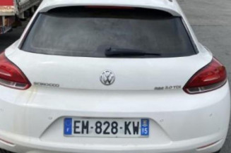 Pare boue arriere gauche VOLKSWAGEN SCIROCCO 3