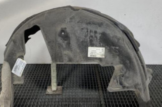 Pare boue arriere gauche MERCEDES CLASSE C 205 Photo n°1