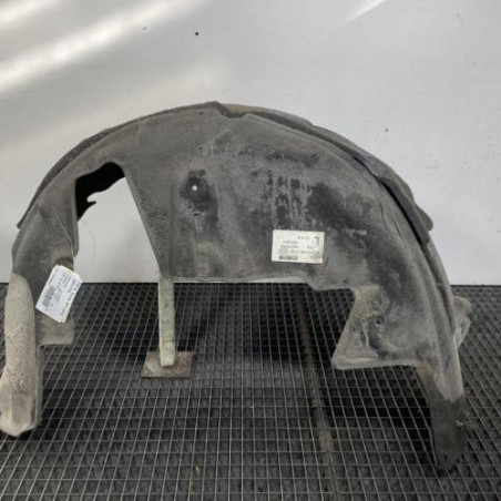 Pare boue arriere gauche MERCEDES CLASSE C 205 Photo n°1