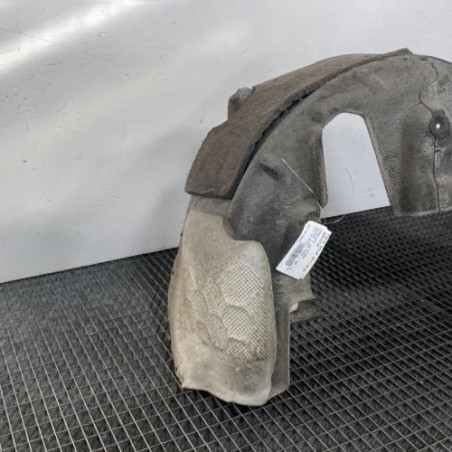 Pare boue arriere gauche MERCEDES CLASSE C 205