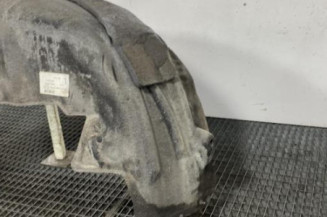 Pare boue arriere gauche MERCEDES CLASSE C 205