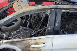 Pare boue arriere gauche MERCEDES CLASSE C 205