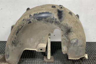Pare boue arriere gauche PEUGEOT 208 1